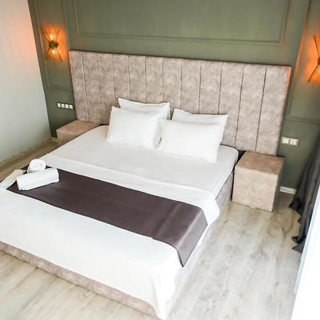 Grandmer Suit Otel Mezitli Ngoại thất bức ảnh